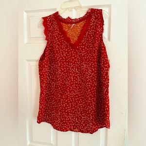Women sleeveless top; lightweight